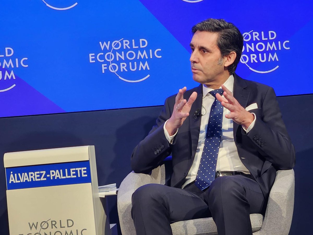 agomezpalacio's tweet photo. "El reskilling y la tecnología son parte de la solución al problema de la desigualdad": @jmalvpal en #WEF2023 
Más información en: https://t.co/lgkroMZCcM https://t.co/7cRsUhefxo