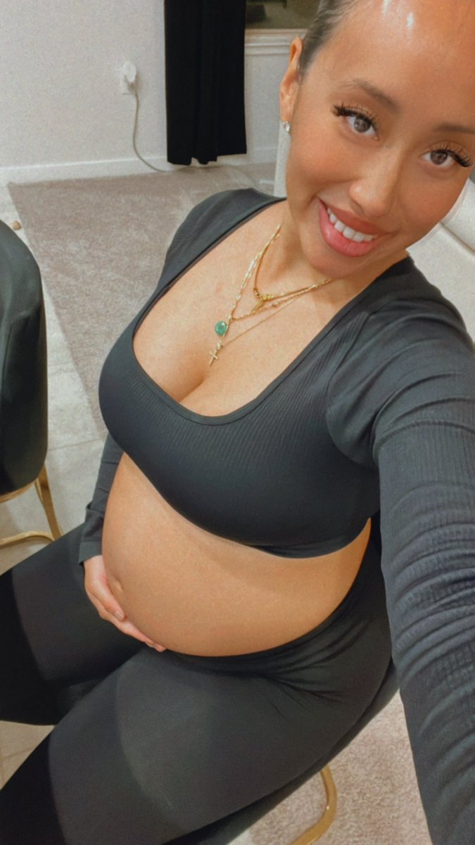 maithitanaka1's tweet photo. Come and see more here 😛🤫

https://t.co/Ms9fVekXQQ

#pregnancy #PregnantWife #pregnantbelly #onlyfans #pregnantonlyfans #latina #asian #pregnantbellybump #sexy #sexypregnancy #hotwifechallange #belly #sexybelly #onlyfansgirl https://t.co/MPHD7Hotqw
