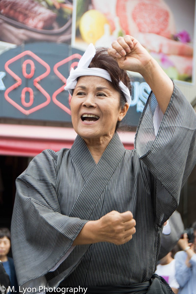 mlyonphotos's tweet photo. Traditional Okinawan Dancing. #okinawa #japan #traditional #traditionalclothing #dance #ryukyuislands #ryukyukingdom #photography #okinawa_photo_community #nikon #nikond7200 #kokusai_street #kokusaidori #beokinawa #travelokinawa #lostinoki #okilife https://t.co/aFJ2GFomj6