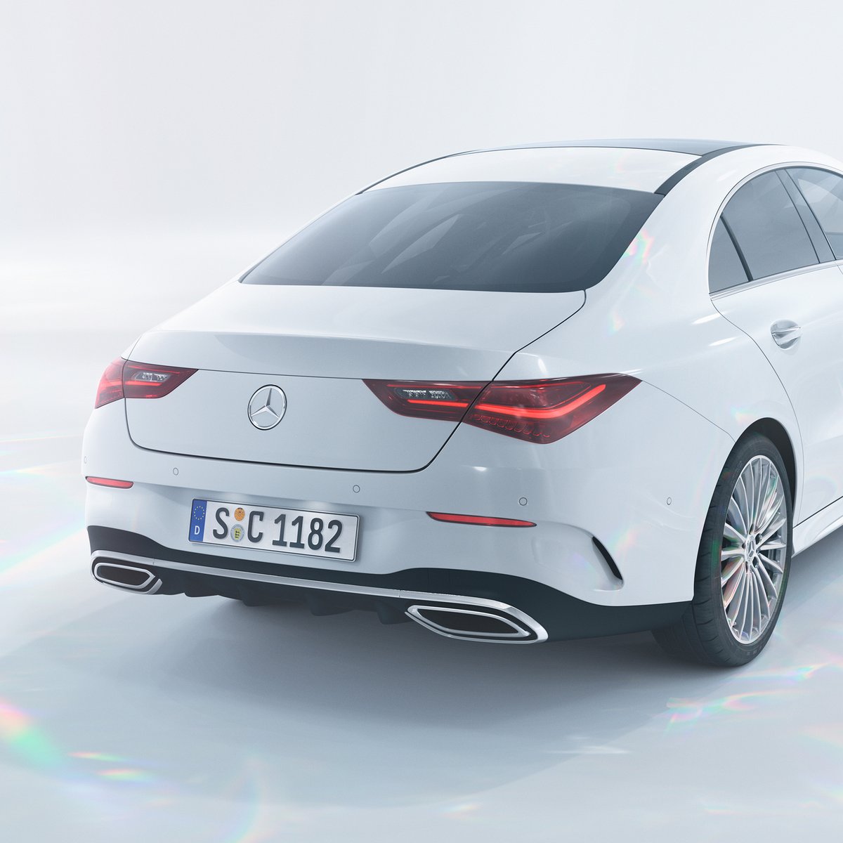 MercedesBenz's tweet photo. Express your drive. Meet the new #CLA Coupé and Shooting Brake, with updated front and rear design, new wheel options and full LED lights as standard.

#MercedesBenz #ExpressYourDrive https://t.co/yLeUI7LJ5K