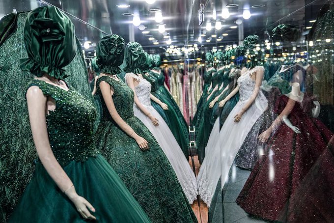 Afghanistan shopkeepers cover faces of female mannequins as per Taliban  order; internet calls it 'pathetic'