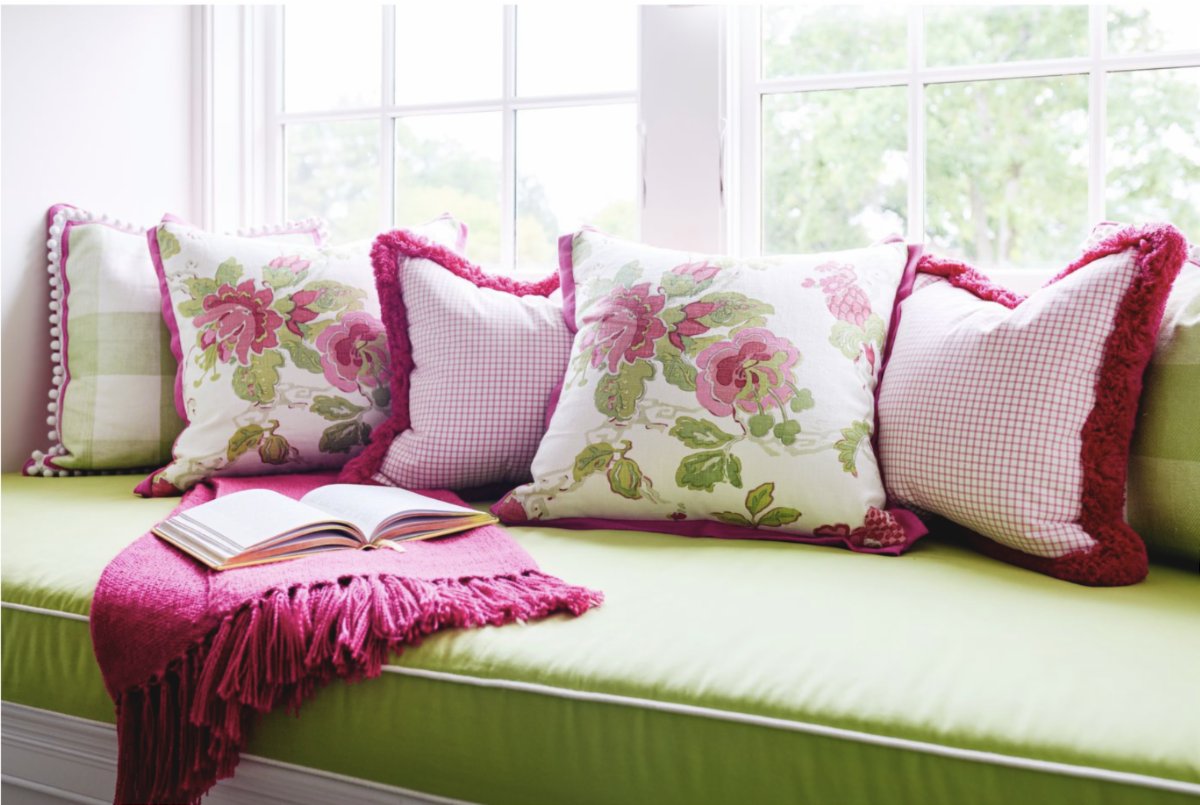 Wake up a dull space in your home with Viva Magenta - Pantone's 2023 Color of the Year!
conta.cc/3QMr5pi
#khwindowfashions #customwindowtreatments #drapes #decorativehardware #decorative #interiordesign #bostondesign #interiorinspo #homedesign #homedecor
