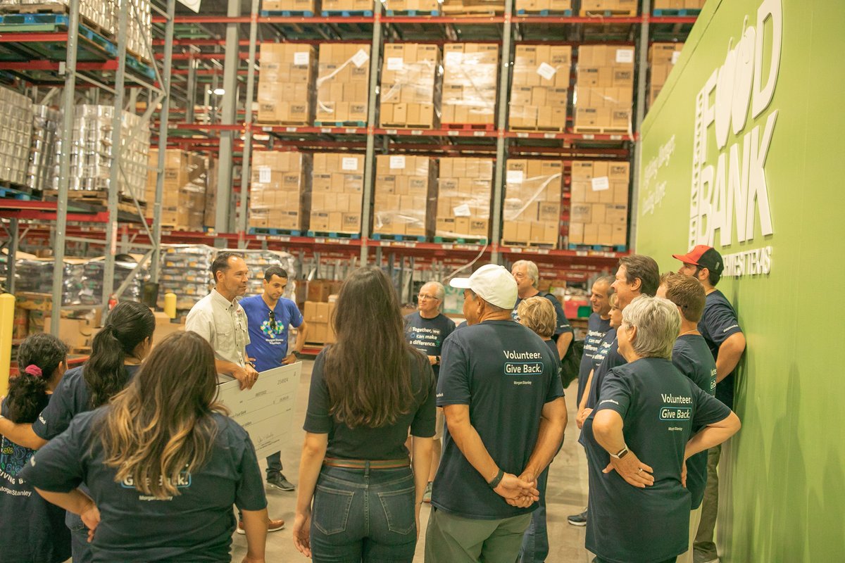 safoodbank's tweet photo. Thank you, @MorganStanley Foundation, for donating $25,000 to help us provide more food choices for families facing hunger in Southwest Texas! #MSGivesBack
@FeedingAmerica #feedingamerica #givemoney #safb https://t.co/JzCdZhZODJ