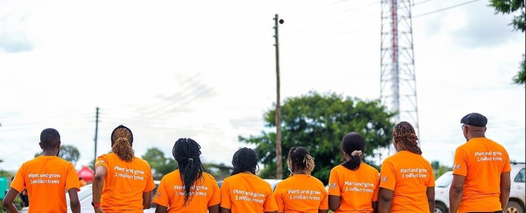 Financial Insight (@fininsightzam) on Twitter photo The race to 1 million trees continues in 2023. At an event graced by Lusaka Province Minister Hon. Sheal Mulyata MP, <a href="/AbsaZambia/">Absa Bank Zambia</a> Managing Director, <a href="/mizingamelu/">Mizinga Melu</a> planted a number of trees š³ The race to 1 million trees continues in 2023. At an event graced by Lusaka Province Minister Hon. Sheal Mulyata MP, <a href="/AbsaZambia/">Absa Bank Zambia</a> Managing Director, <a href="/mizingamelu/">Mizinga Melu</a> planted a number of trees š³