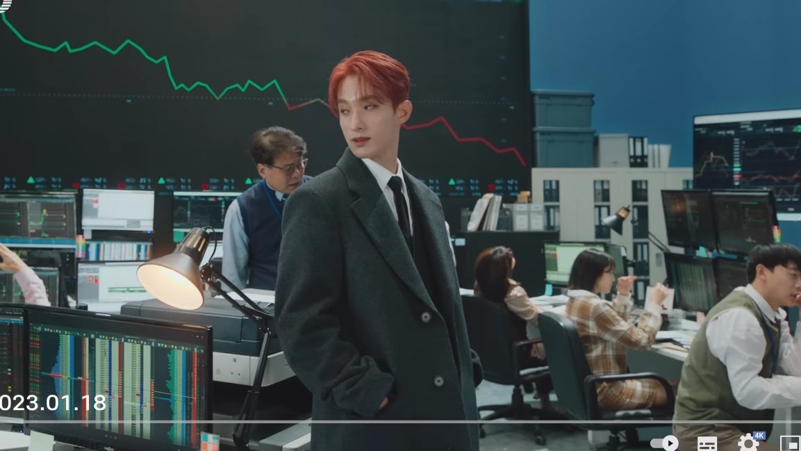 thinkindokyeom's tweet photo. ladies and gentlemen, LEE DOKYEOM https://t.co/apxznA7bzS