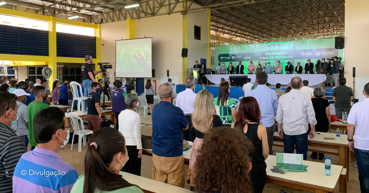 manausonline's tweet image. Aterro sanitário de Iranduba será tema de audiência pública neste domingo (22). A audiência – a terceira sobre o tema desde 2021 – será promovida pelo Instituto de Proteção Ambiental do Amazonas (Ipaam) e pela empresa Norte Ambiental. #iranduba #aterro #audiencia