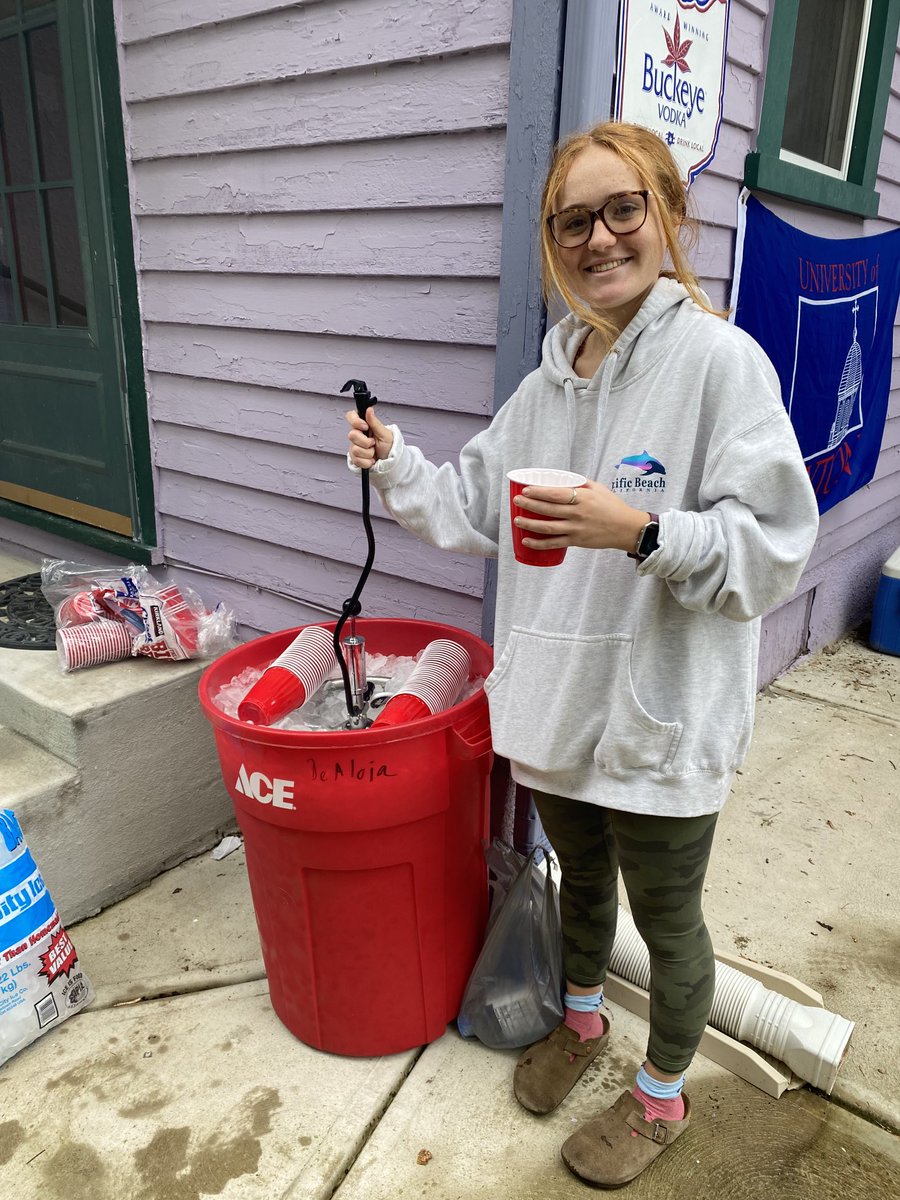 markc_becker's tweet image. Happy birthday. go climb a mountain in Rado.