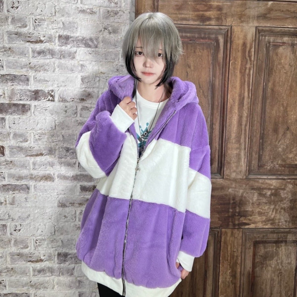 NieR_tokyo's tweet photo. 🎁本日〆切プレゼント企画🎁

BICOLORふわもこZIP OUTER【PURPLE×WHITE】

🎁3名様にプレゼント🎁

ユニセックスアイテムです🐰

◼応募方法
フォロー(@NieR_tokyo) &amp; RT
◼締切〆  本日24時

※鍵垢の方も対象内です。
こちらの商品は〆切後販売予定となります🐰
是非ご参加ください🌟 https://t.co/DoVq1wLu3R