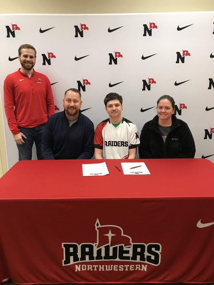 We are pumped to have Kadin Collins of <a href="/osage_esports/">Osage esports</a> joining our Overwatch team next fall!

Great to see <a href="/IAHSEAofficial/">IAHSEA</a> players taking their talent to the next level!