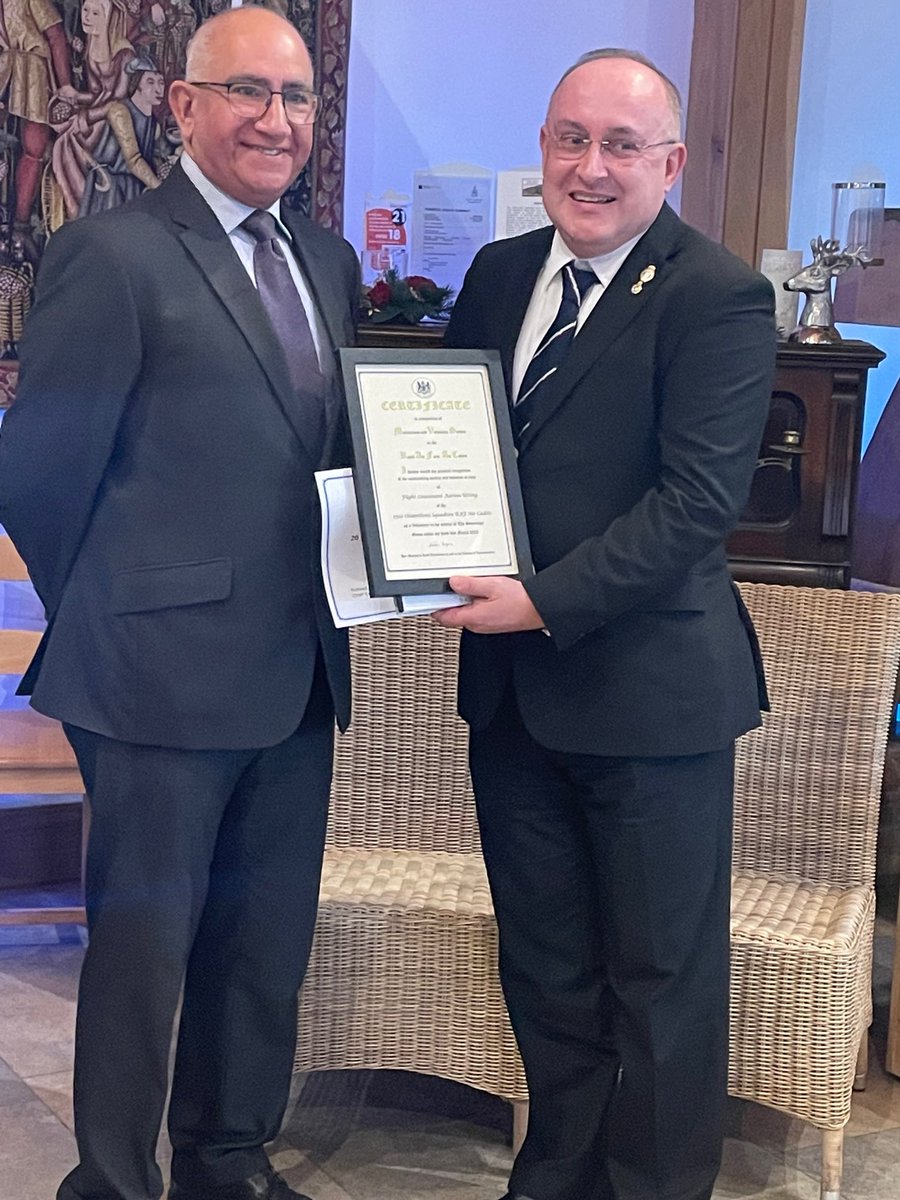 Congratulations to Flight Lieutenant Adrian Utting who was presented a Certificate of Meritorious Service form HM Lord Lieutenant of Leicester 🎉