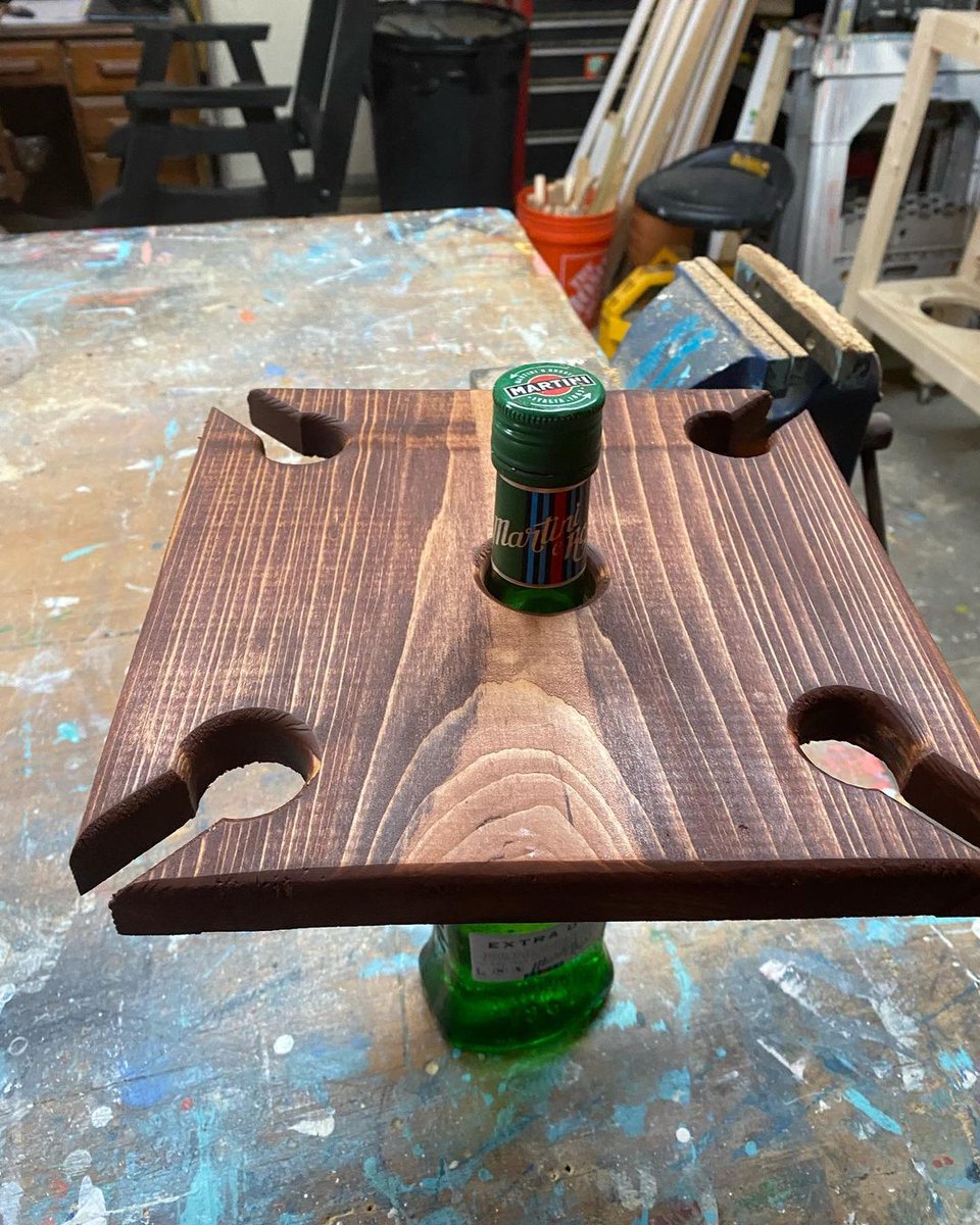 Cypress_Info's tweet photo. Take #winewednesday to the next level with a custom cypress wine holder.
Project and photo by @MIWoodworkingCo | #murrellsinletwoodworkingco #cypress #SouthernCypress #RealAmericanHardwood #AmericanHardwoods #wine #winedrinkers #wineholder #winetray #tray #woodwork #woodworking https://t.co/hn113oaTJP
