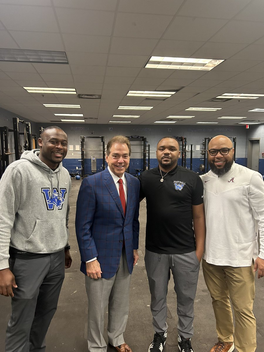 You know you working when the 🐐 pops up on campus <a href="/WestlakeFB1/">Westlake Football</a> <a href="/RecruitWestlake/">Westlake FB Recruiting</a> <a href="/WestlakeSports1/">WestlakeHSAthletics</a> <a href="/RicoZackery/">Coach Zackery</a> <a href="/BAMACoachG/">Robert Gillespie</a> 
#ComeToTheLake <a href="/CoachWright72/">Coach William Wright, M. Ed</a>