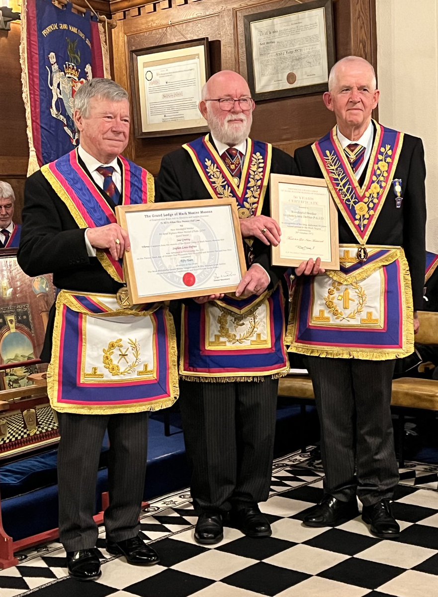 Raygu3's tweet image. 17 Jan Mendip Mark Lodge a privilege to present my old friend W.Bro Steve DeFries with a certificate celebratin 50 years in Mark Masonry, great achievement Steve! 
PGM Phil Voisey presented W.Bro Jack Harris with 55 year Certificate! Super meeting with Provincial Team/full house!