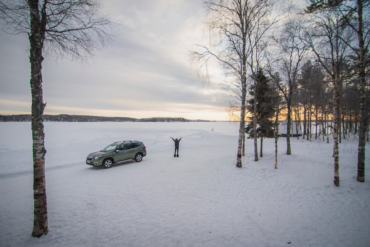 ❄️🛞 El hielo y la nieve a bordo del #Subaru Forester. En nuestro último post del #blog @laura_madrueno nos cuenta todo sobre Forester y un invierno lleno de diversión al volante. Descúbrelo aquí 🔗 subaru.es/blog/subaru-li…