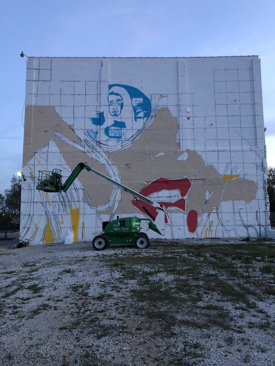 richsimmonsart's tweet photo. Incase anyone was curious about the process of this mural… it starts as a blank white wall, add a grid and then sketch it out. Fill it in and add black outlines and it’s done… #streetart #popart #art #artist #graffiti #mural #nftart #ArtistOnTwitter https://t.co/nxeWykOQH8