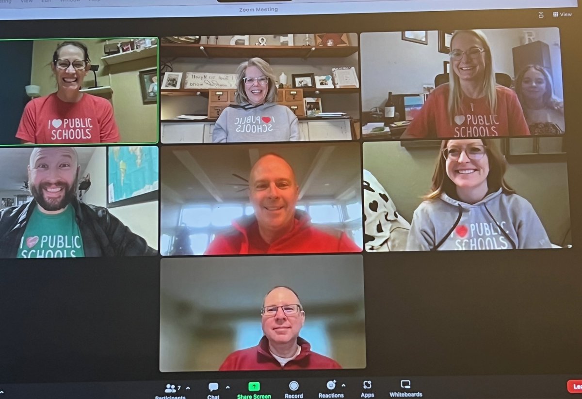 A bit of snow can't stop our team from celebrating I ❤️ Public Schools Day! #ilovepublicschools