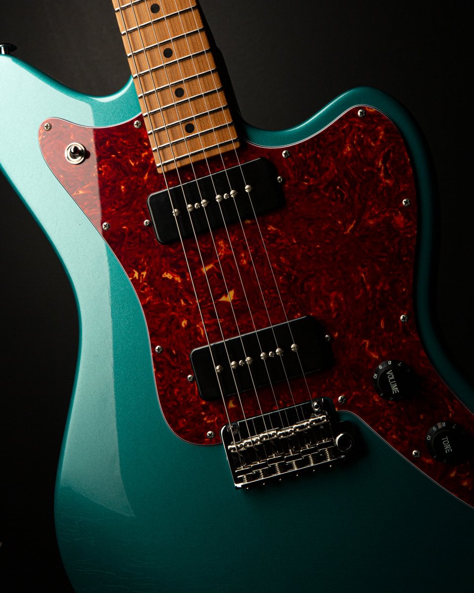 SuhrCustom tweet picture