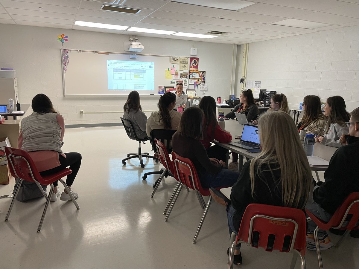 Donna Higgins tweet media