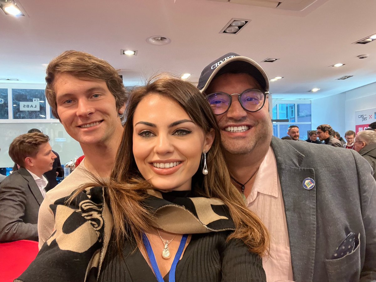 Can’t find a friend in Davos?

Come to The #BlockchainHubDavos 🥰

Everyone is here!