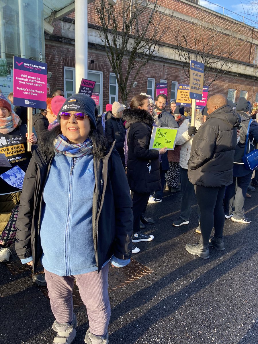 lyell_tweed's tweet photo. Royal College of Nursing President Sheilabye Sobrany (@SheilaSobrany) tells me the high staff turnover and general understaffing is “dire” and “unsafe”, adding the last thing staff want to be doing is leaving their patients who they care for https://t.co/zTHPXpUO2B