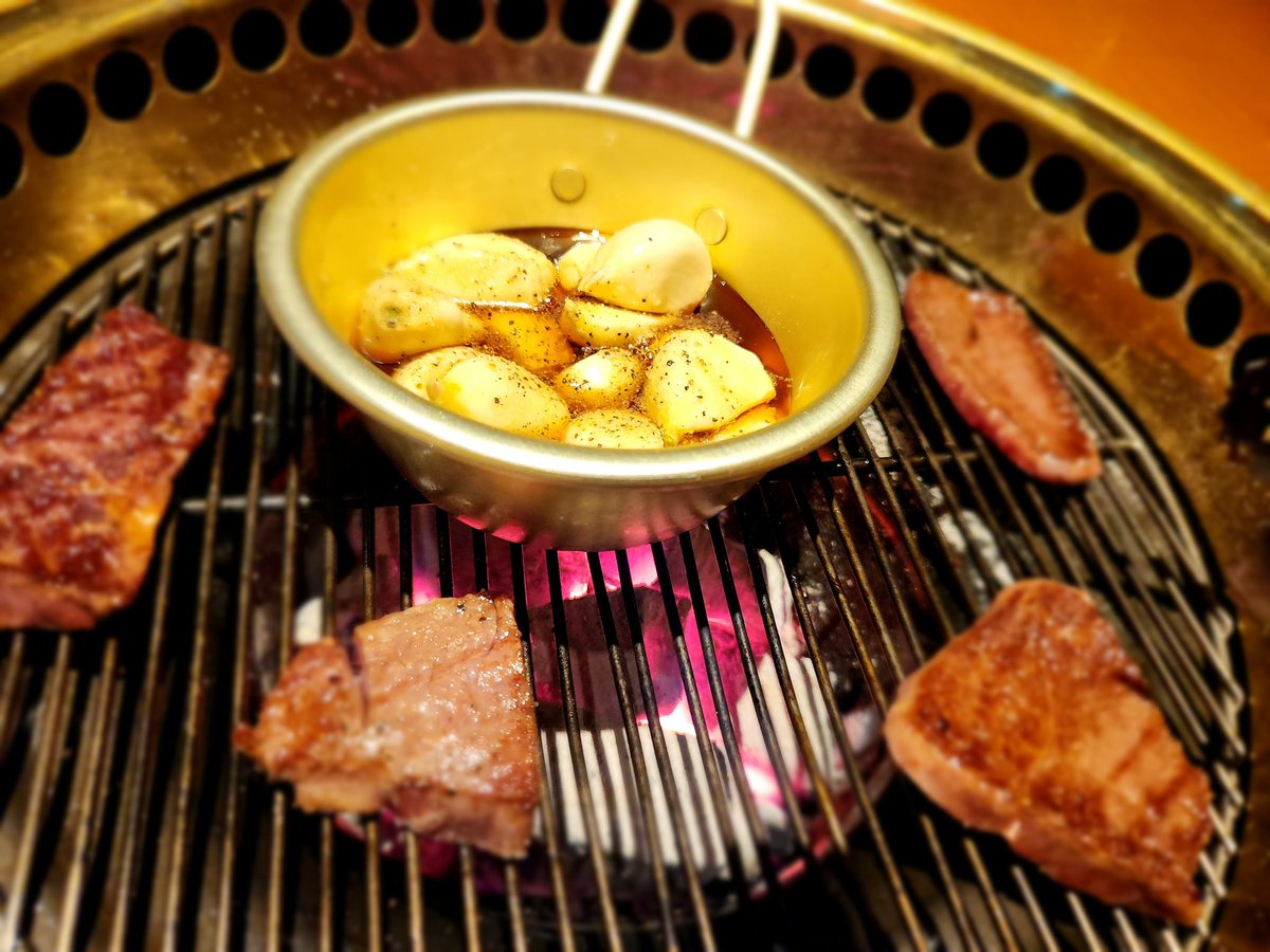 na_chan_330's tweet photo. うますー。
#焼肉
#MyMoo
#まいもー https://t.co/smfktUlnKu