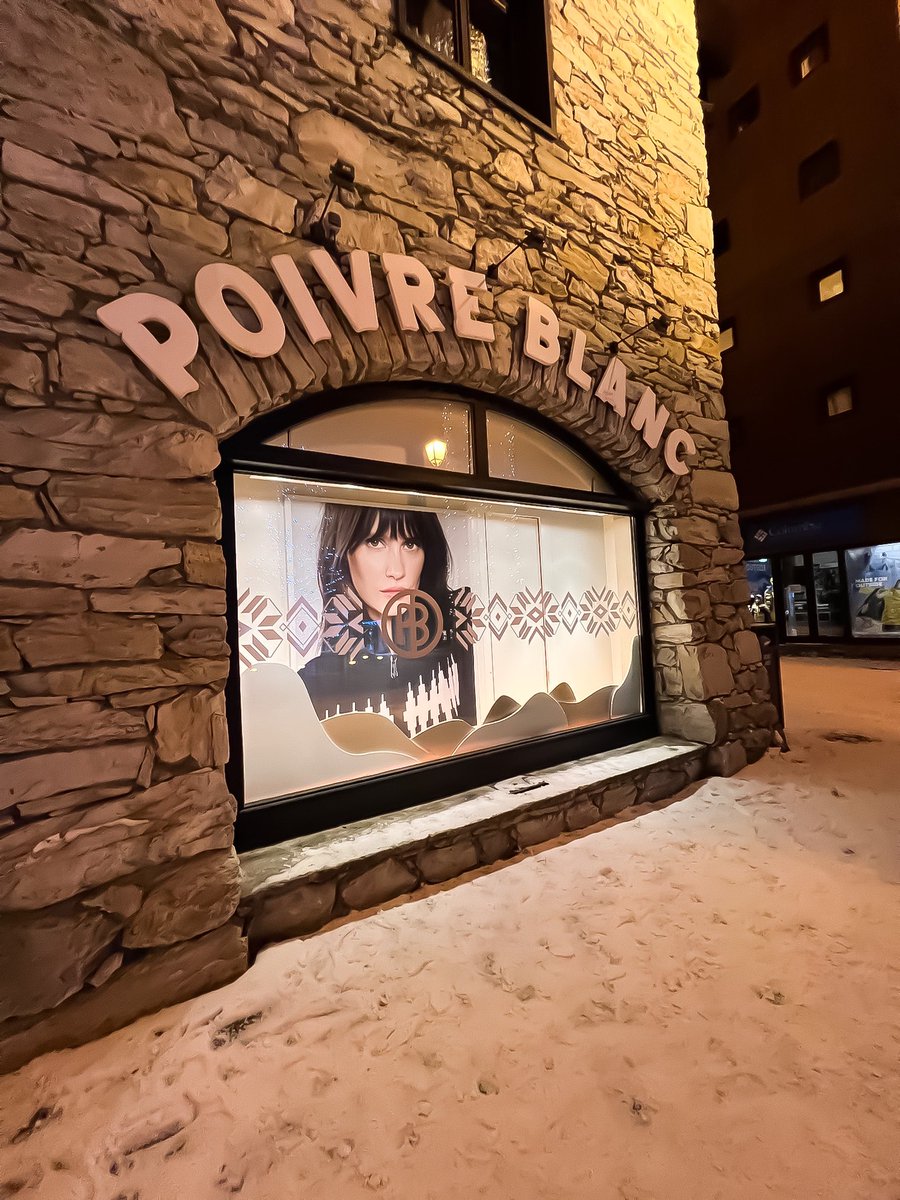 Iconic brand from the 80’s Poivre Blanc is now a luxurious skiwear brand. 
They reached out to us to rethink their flagship in <a href="/valdisere/">Val d'Isère</a> : new store front &amp; window design for a unique mountain shopping experience 

#retaildesign #brandimage #campaignactivation