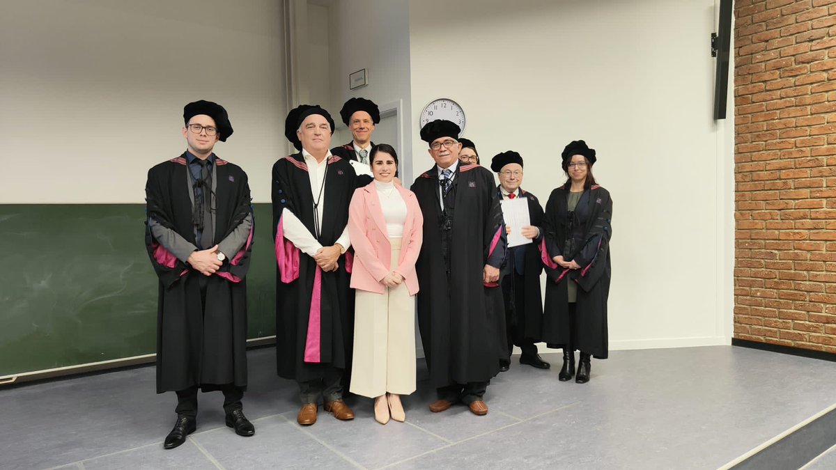 Santiago Lajes Choy tweet media