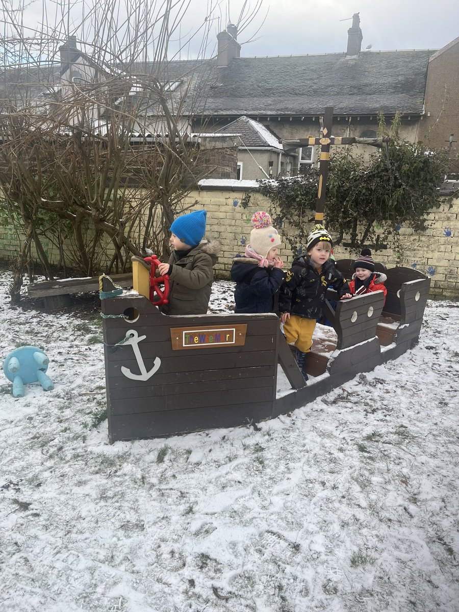 BathgateNs's tweet photo. The children at Bathgate west decided they wanted to sail to “Spain” for sunny weather. #funinthesnow https://t.co/ODezsc0R6P