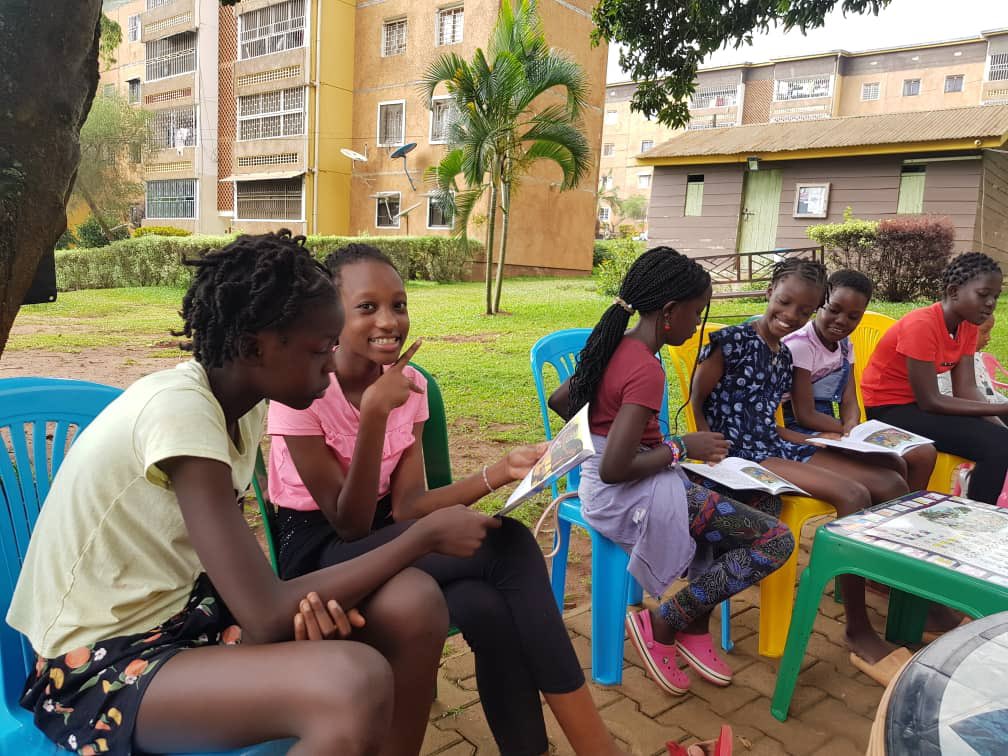 RC_Ntindametro's tweet photo. DEAR Day 1, Condominium
Community Library - Bugolobi
conducted by Rotary Club of Ntinda
Metro!! @RotaryBelep @mikesebaluken @DGKenMugisha @rotaryd9213 https://t.co/OjVyu4QhJQ