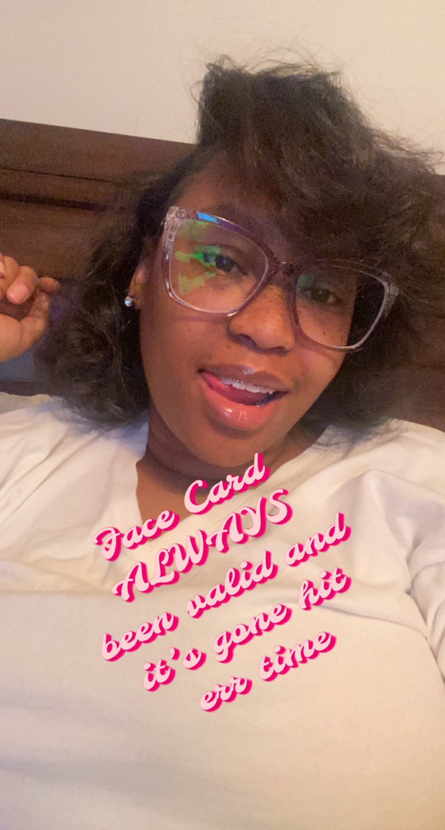 mexicankesh's tweet photo. Hey y’all 🥰🥰🥰 #glassesthread https://t.co/pxQDNi9gFE