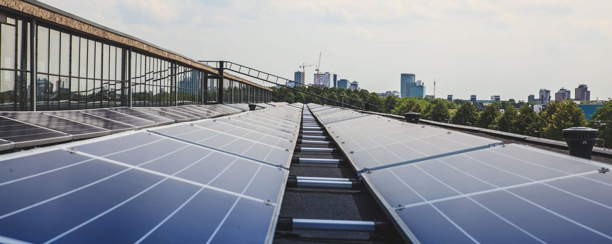 🟩 As #EU strives to become the first #ClimateNeutral continent by 2050, #Turku and #Dijon are among a group of cities trying to reach this goal by 2030 using a range of green technologies, from #solarpanels to #quadrupleglazing.

Read more: ec.europa.eu/research-and-i…