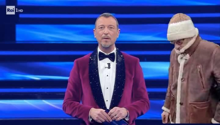 ominostanco's tweet photo. Lo avevo preannunciato pochi giorni fa, e adesso confermo: ho le PROVE per chi sarà il #SUPEROSPITE della serata conclusiva di #Sanremo2023 #MatteoMessinaDenaro https://t.co/yZKPc2qKZc