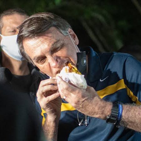 🚨BRASIL: Segundo Portal da Transparência, os gastos de cartão corporativo do ex-presidente Bolsonaro chegam a R$ 75 milhões, o triplo do que foi anunciado anteriormente.