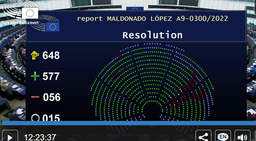 beuc's tweet photo. Good news! The @Europarl_EN has voted to approve the @EP_SingleMarket report which calls for an 🇪🇺-wide approach on #lootboxes 🎮, further regulation and protection ‘by design’ for consumers. Also calls @EU_Commission to consider banning paid lootboxes if necessary 👏. https://t.co/oaEm4YHabo