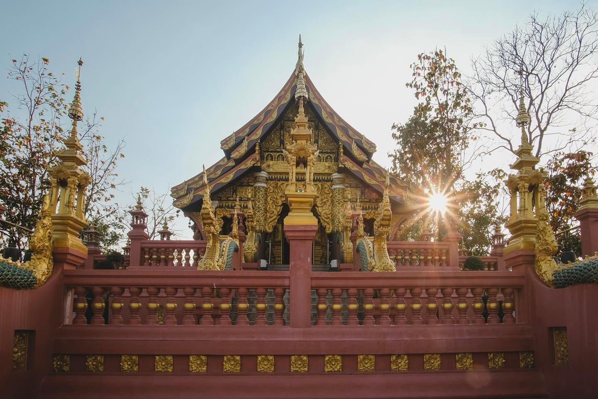 Journey_Gallery's tweet photo. #วัดพระธาตุดอยพระฌาณ  #ลำปาง
อีกหนึงจุดเช็คอินสวยๆ ที่ไม่ควรพลาด
ถ้าใครมีโอกาสมาถ่ายแสงเช้าจะได้ภาพดีมาก
แต่ถ้าใครไม่ทันเช้า มารับแสงเย็นอย่างเราก็สวยนะ

วัดพระธาตุดอยพระฌาณ
เปิด 6.00น. - 17.00น. (วันพุธงดรับนักท่องเที่ยว)

*ห้ามนำภาพไปใช้ก่อนได้รับอนุญาต

#JourneyGallery https://t.co/AyTSflMDIs