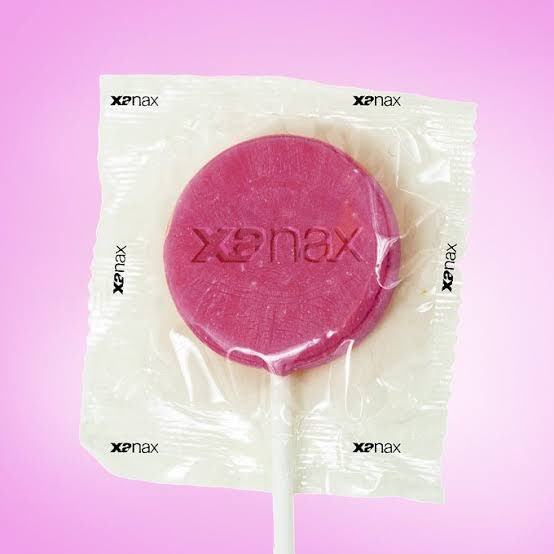 sinav dönemindeysen ve çok çabuk kaygilaniyosan kesin kullan (xanax)