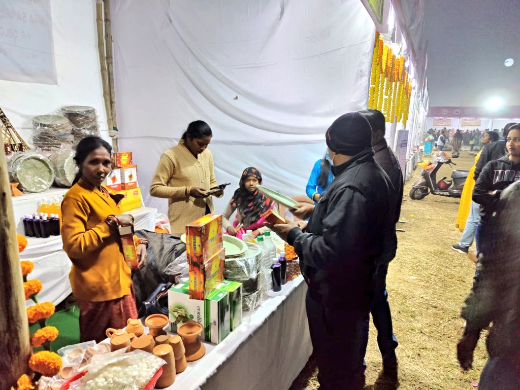 DFOJharsuguda's tweet image. #VSS stall of #OFSDP-II, at palishree mela Jharsuguda.
#womenempowerment 
@ForestDeptt