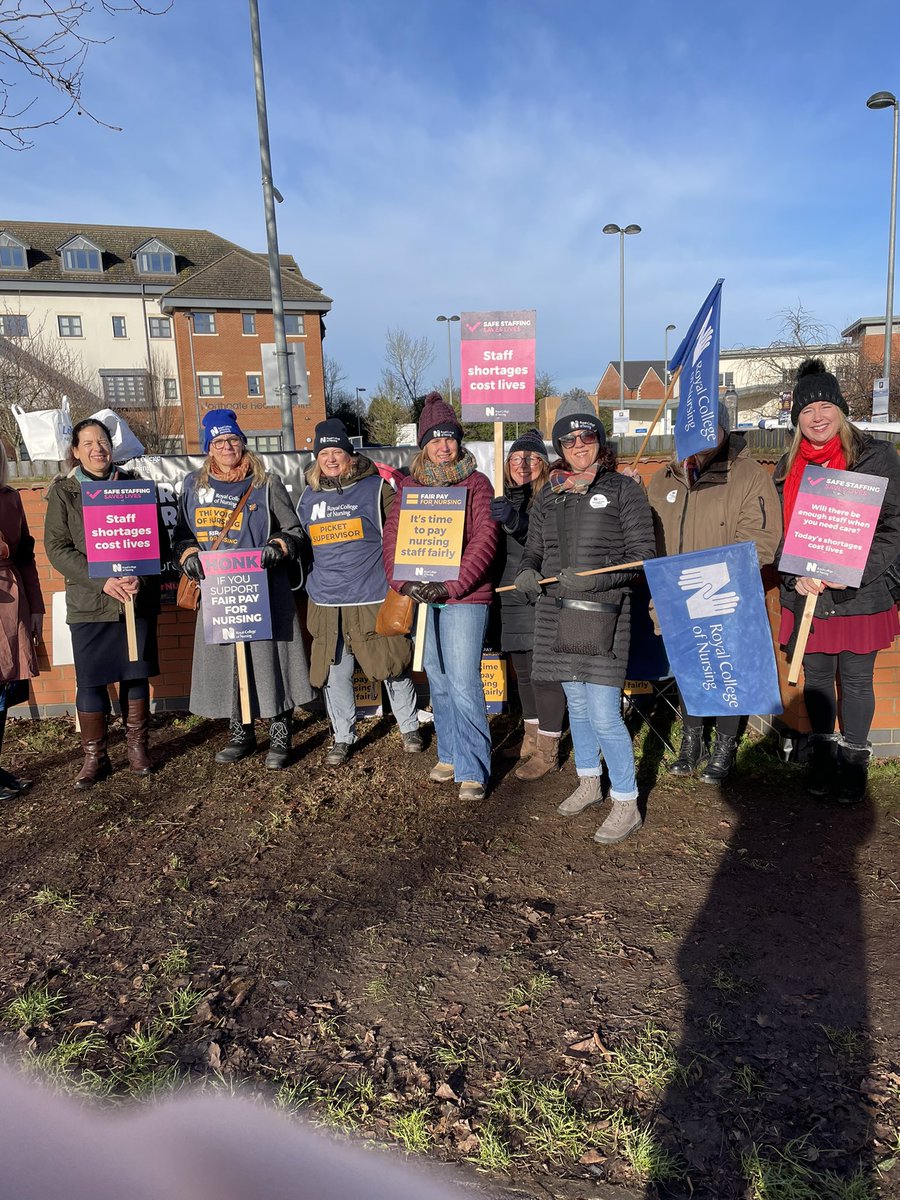 Great to see support from Director of Nursing and CEO at Bridgnorth picket line today #RCNStrike #SafeStaffingSavesLives @RCNWestMids