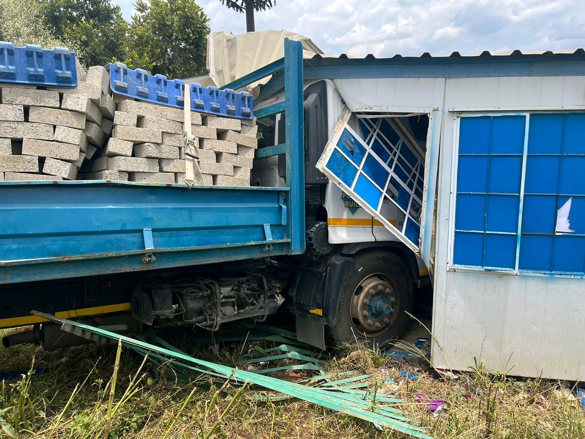 Arrive Alive (@_arrivealive) on Twitter photo Fifteen injured after truck ploughs into a school classroom in Cosmo City ow.ly/V4Zh50MtH2F
#ArriveAlive <a href="/EMER_G_MED/">EMER-G-MED EMS</a> <a href="/TruckAndFreight/">Truck And Freight</a> Fifteen injured after truck ploughs into a school classroom in Cosmo City ow.ly/V4Zh50MtH2F
#ArriveAlive <a href="/EMER_G_MED/">EMER-G-MED EMS</a> <a href="/TruckAndFreight/">Truck And Freight</a>