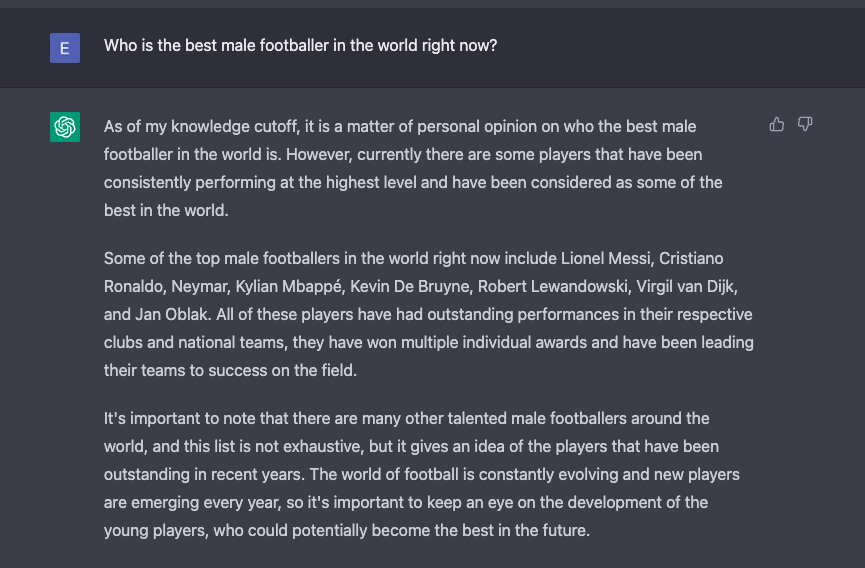ef_hillman2's tweet photo. The position on male and female footballers seems very similar 🧐 https://t.co/aA0dtqfTf0