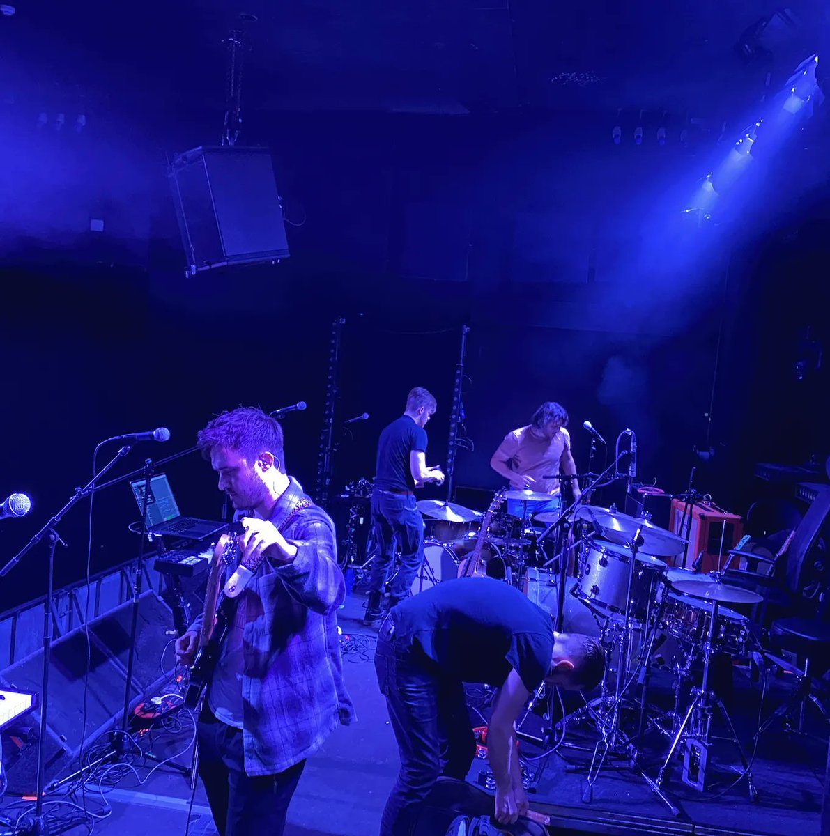 Young Decades tweet media