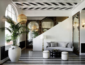 Hotel___CA's tweet photo. https://t.co/FuNipuuHiq

The 121-room hotel is a magnet for the Hollywood elite, foreign visitors and local residents. https://t.co/gHrRiPeQec