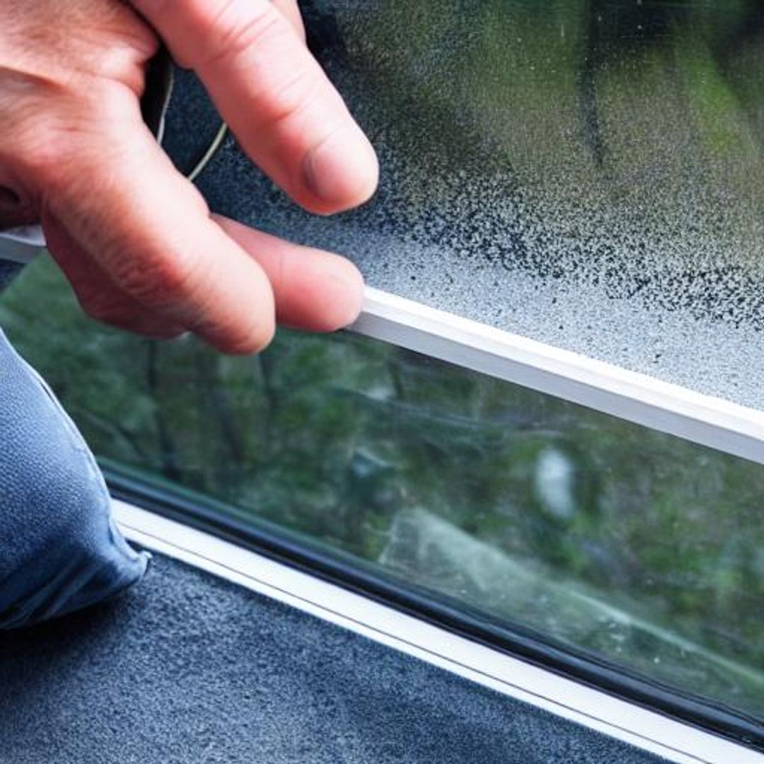 tintingtitans's tweet image. #CallToday to schedule #AnAppointment. We&apos;ll come to you with a #SampleKit and complete the tint job within 24 #hours. #jobs ayr.app/l/EfZh