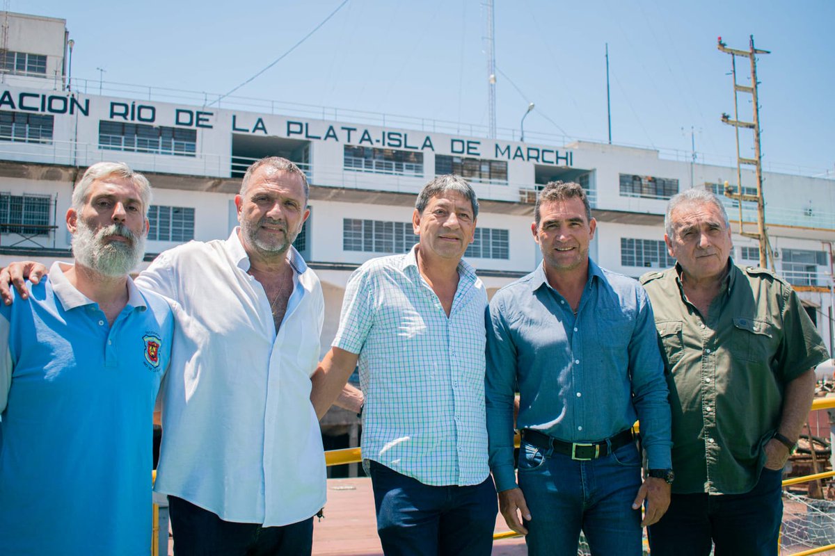 patriciohogan's tweet photo. Visitamos la Isla Demarchi y nos reunimos con @JuanCSchmid, Hugo Godoy y @MilioAndres.
#SPVN https://t.co/J7wHrDakT9