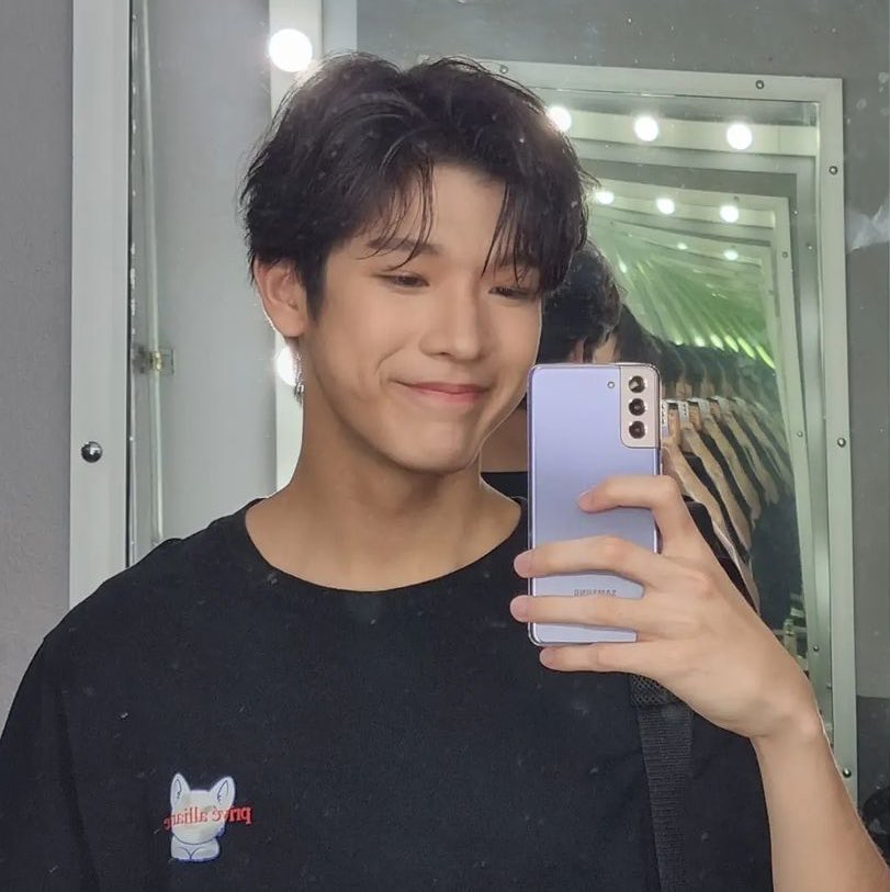 wish.u (rest💤) พี่ยีนหล่อมาก!🧟 tweet media
