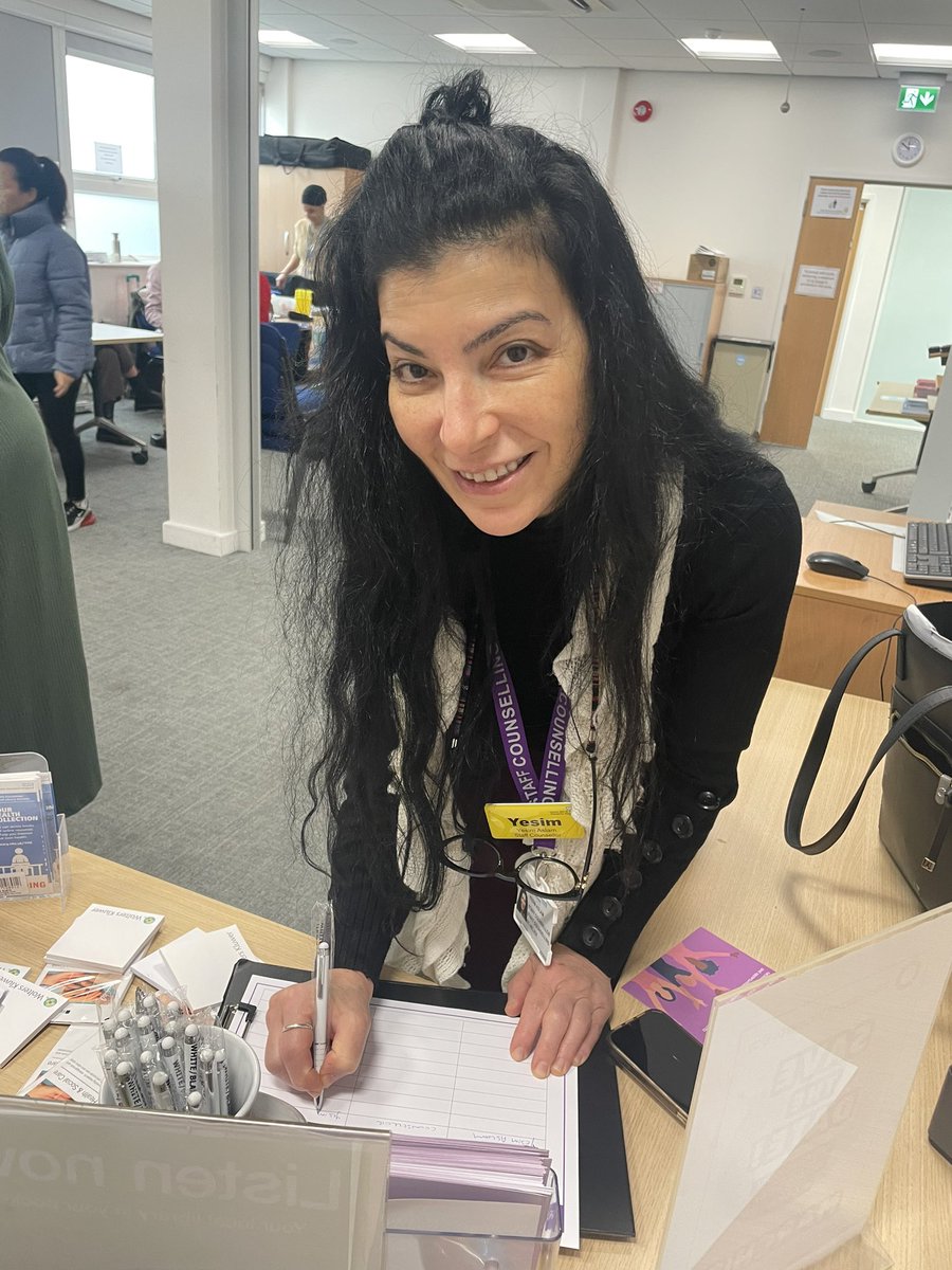 esthLISeducat's tweet image. Back again this time at St Helier in the Nonsuch Room for day 2 of the @epsom_sthelier well-being event promoting the @BorrowBox ecollection &amp;amp; mood boosting Books. Promoting the #WomensNetwork and getting sign-ups. Visit to get your blood pressure checked and enjoy tasty treats!