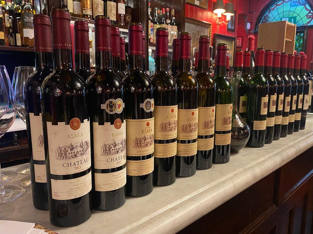 TweetaDean's tweet photo. "These are iconic wines, a little piece of France in the Middle East, classic in style and professionally made," writes @JustinKeay about @ChateauKsara the Lebanese winery that celebrated 165 years with a rare vertical of its 2 most prestigious reds. Click https://t.co/8WAvGCVjfn https://t.co/8KF59UrK72