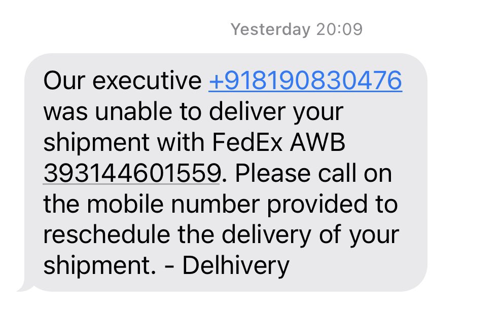 prashanthgap's tweet photo. @help_delhivery No any reply whatsoever on the above link . One of the worst service . I think same you will send same text like yesterday.👏🏽 https://t.co/c0W896mVDY