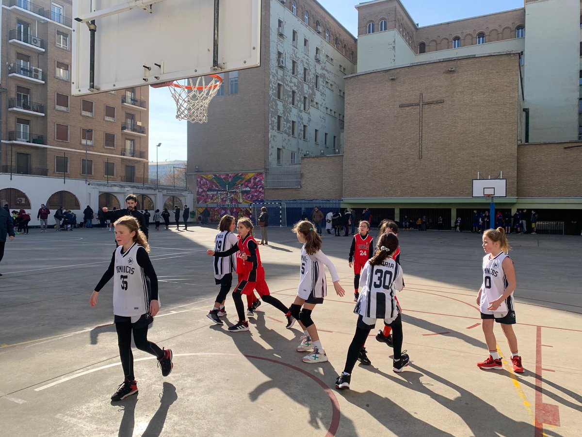 dominicosbasket's tweet photo. Nuestros resultados del pasado fin de semana:
SMD Zuera 24 - 55 Benj Mixto
Alevín Fem C 34 - 35 SMD Zuera
Jesuitas B 21 - 37 Pre Inf Masc
@BSKTMarianistas 12 - 50 Pre Inf Fem
@moncayobasket 44 - 33 Inf Fem
Inf Masc 59 - 28 @LaSalleGranVia
@BasketVenecia 77 - 44 Cadete Fem https://t.co/Xn3o4fhtYb