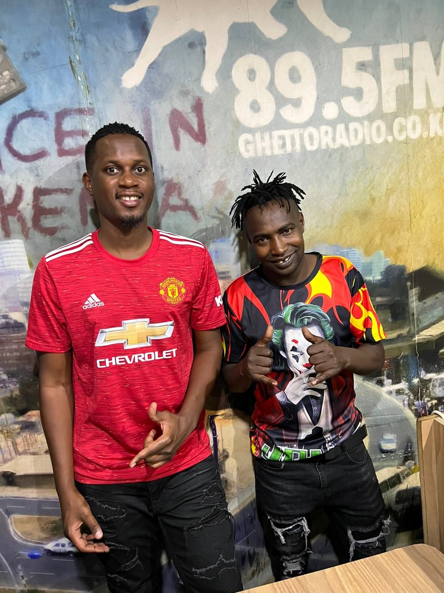 Bonoko Masafara Foundation _Real (@bonokoreal) on Twitter photo Githaa ni ya #Goteana Stenje ni <a href="/GhettoRadio895/">Ghetto Radio</a>
Niko na mzing <a href="/DjDaboTrabo/">Dj Double Trouble</a> So unadai aje?
Nichapie... Use #Goteana ndio tukembe! Githaa ni ya #Goteana Stenje ni <a href="/GhettoRadio895/">Ghetto Radio</a>
Niko na mzing <a href="/DjDaboTrabo/">Dj Double Trouble</a> So unadai aje?
Nichapie... Use #Goteana ndio tukembe!